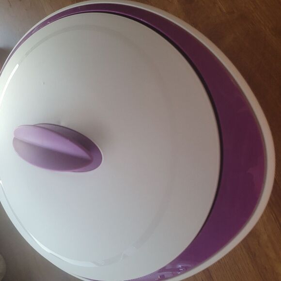 Tupperware New vintage kitchen 3 piece 2 bowls& spoon purple/ white unused bowls